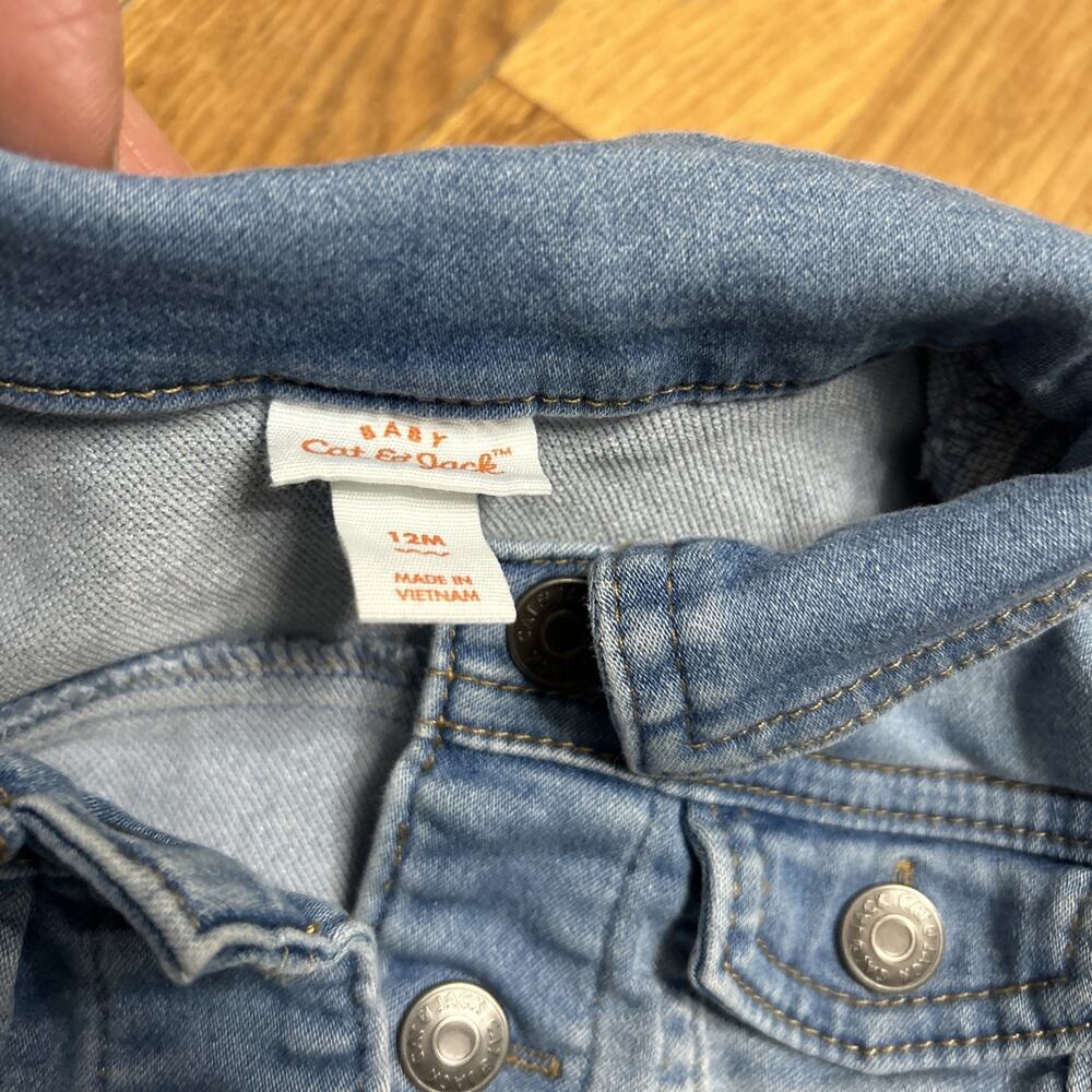 Cat & Jack Baby Stretch Denim Jean Jacket Snap Closure size 12 Months - Picture 2 of 5